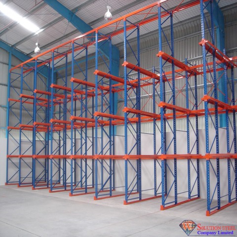 ชั้นวาง (Drive-in Rack)